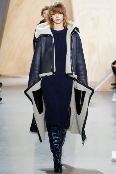 Look 12